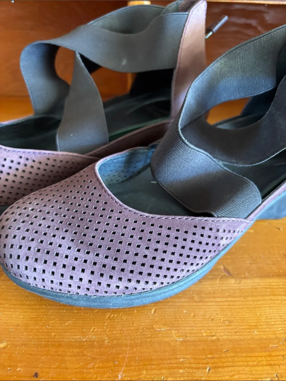 Dansko Laura nubuck cross-strap wedge shoes in a perforated design - Picture 2 of 5